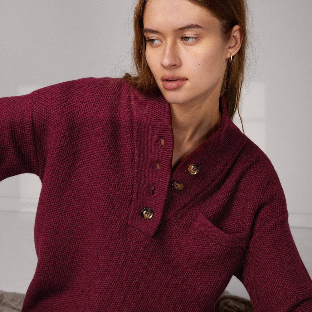 Like New Lunya Cozy Cotton Silk Pocket Henley XS/S!